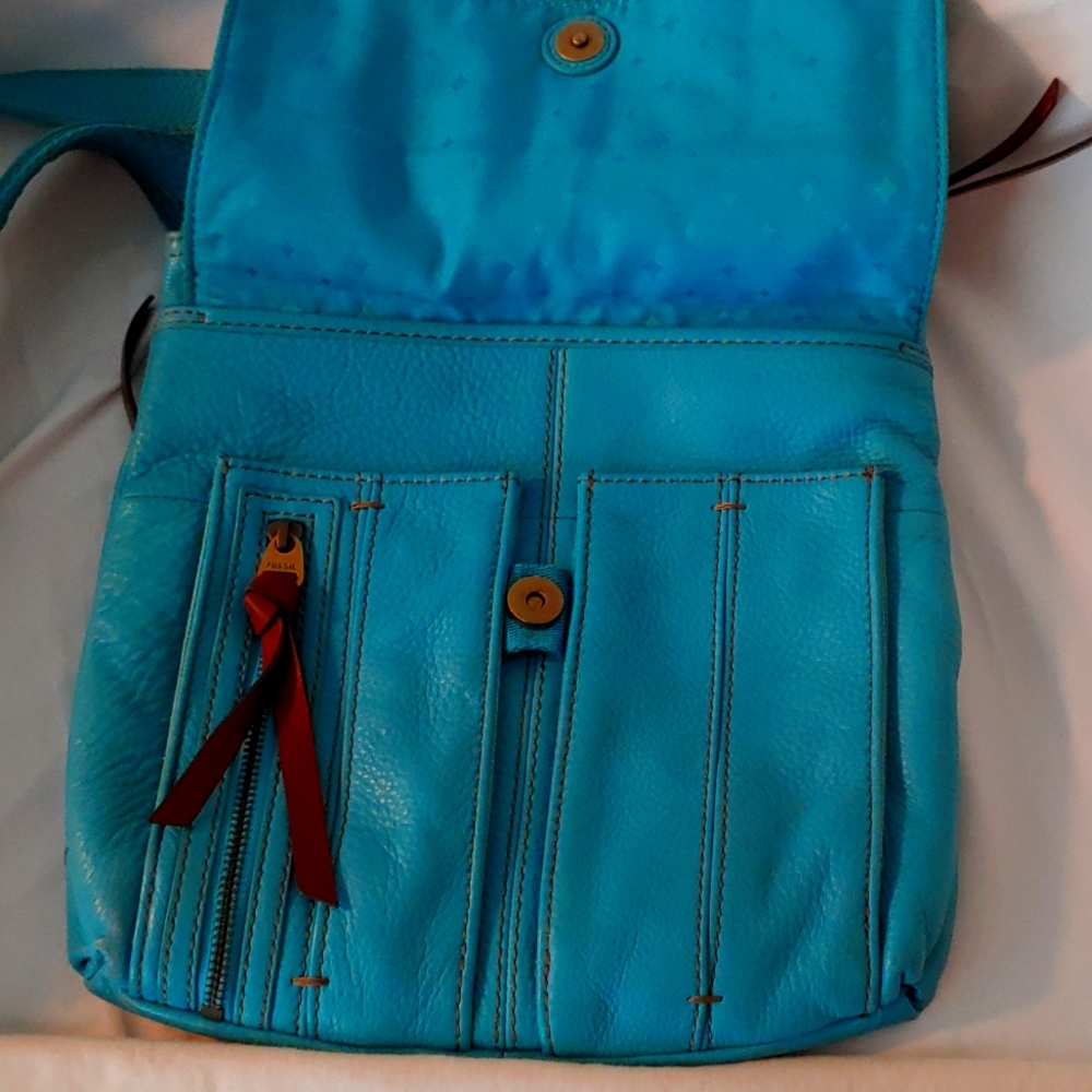 Fossil purse turquoise
